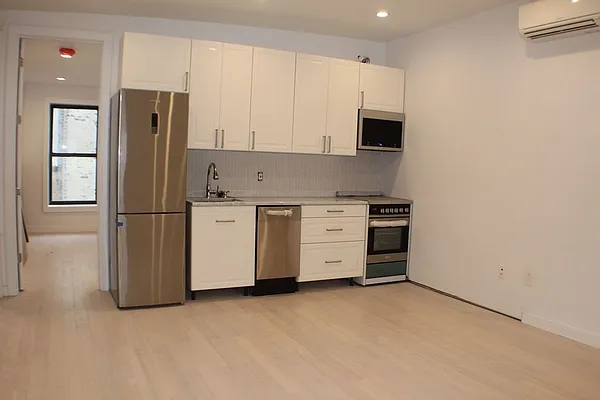 Rented by Corcoran | media 6