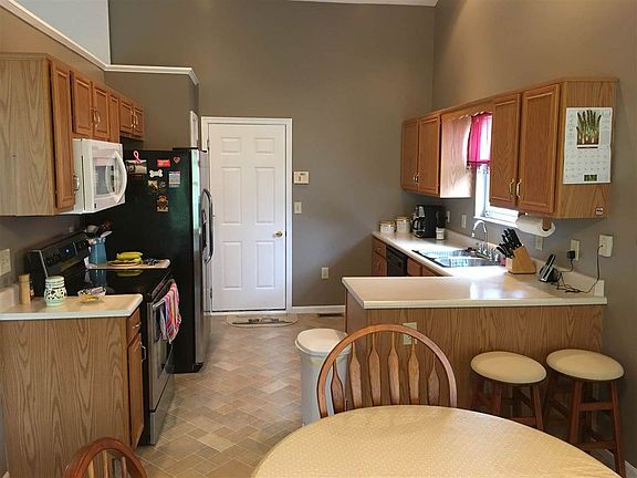 5th image of 6527 Tall Oaks Dr