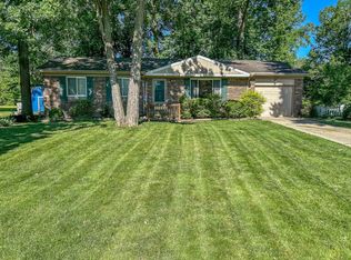 2044 Cambrian Dr, Flint, MI 48532