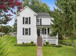 622 4th St, Radford, VA 24141