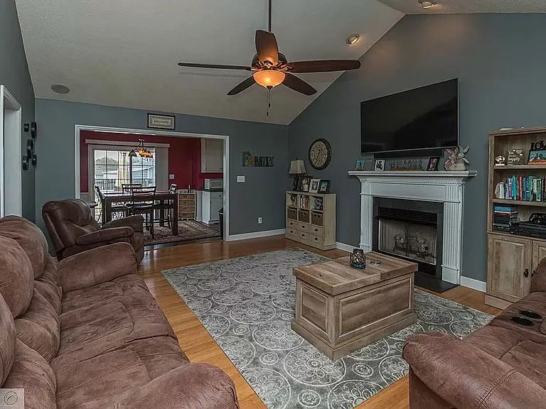 303 Kuwicki Rd — Photo 10