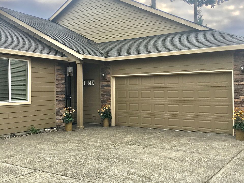 1st image of 4415 NE 123rd Ave