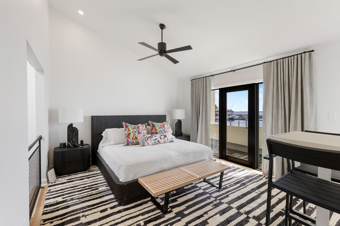 next background image