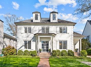 611 Llewellyn Pl, Charlotte, NC 28207