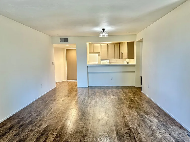 1441 Brett Pl #249 — Photo 8