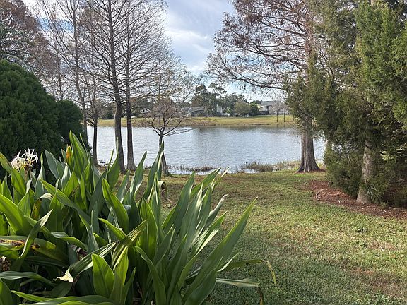 5th image of 700 River Boat Cir