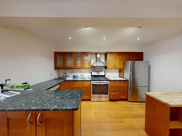 60-96 69th Avenue image 3 of 15