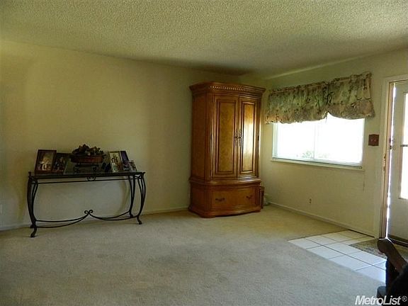 5th image of 1306 Betty Ave