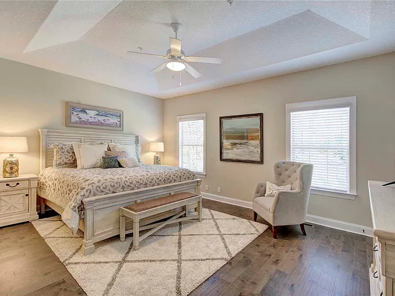 205 Mariners Cir — Photo 22