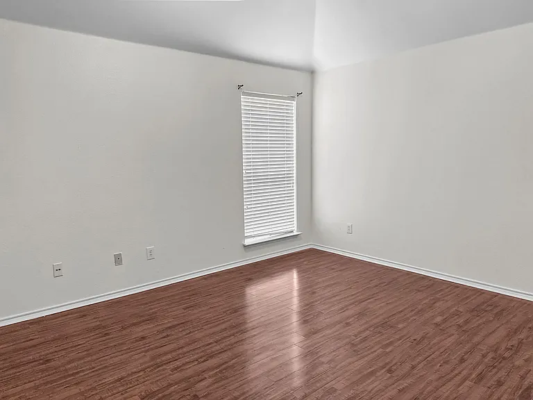 2509 Heather Glen Dr — Photo 15
