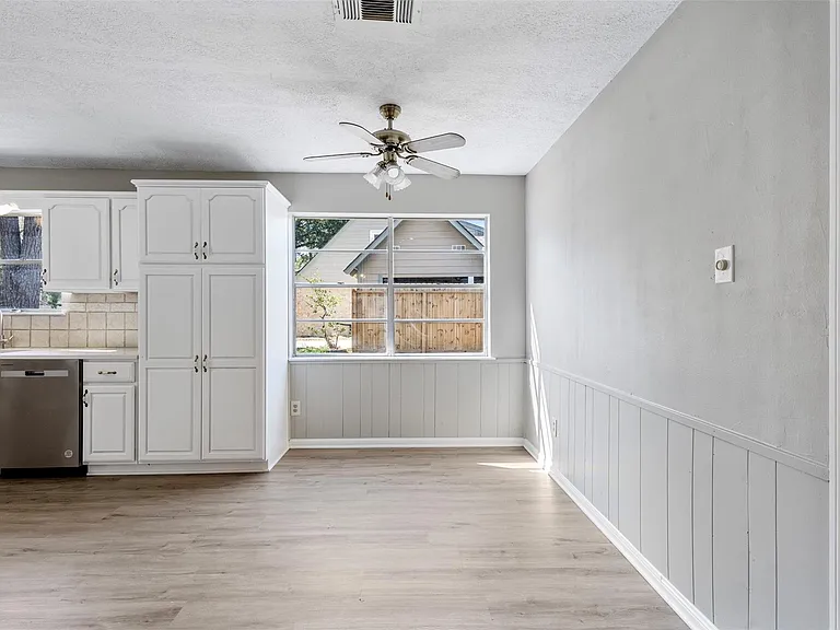 4106 Cypress Hill Dr — Photo 14