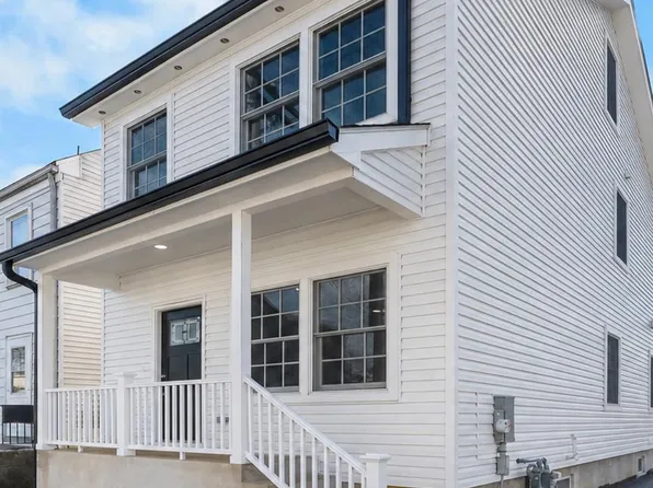 32 West St, Bordentown, NJ 08505