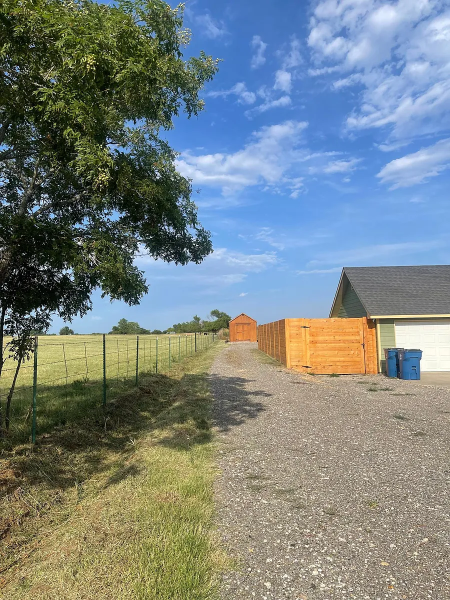 Building Photo - 8140 County Road 1016A #B