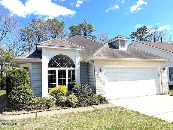 2nd image of 1575 Goldspire Road