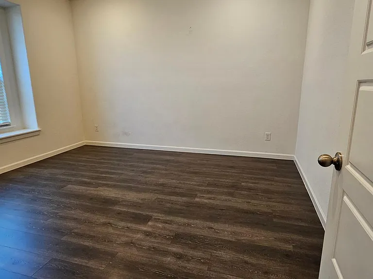 4836 Carmel Valley Dr — Photo 13
