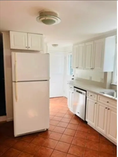 71 Elinor Rd — Photo 5