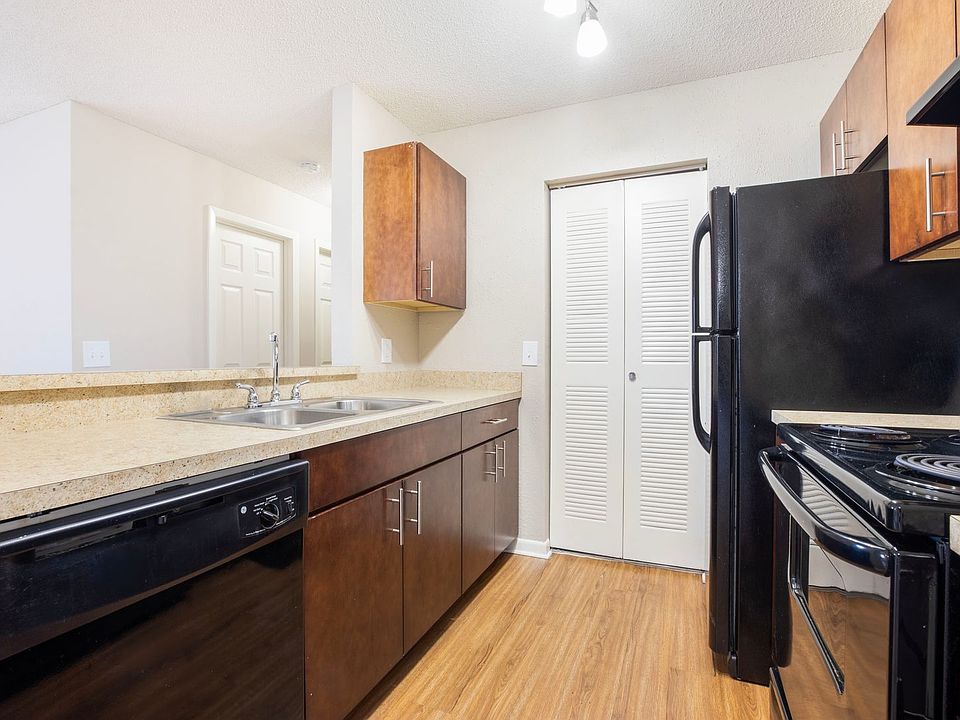 1st image of 2801 NW 91st Ave #16102
