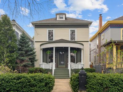1942 Orrington Ave, Evanston, IL, 60201