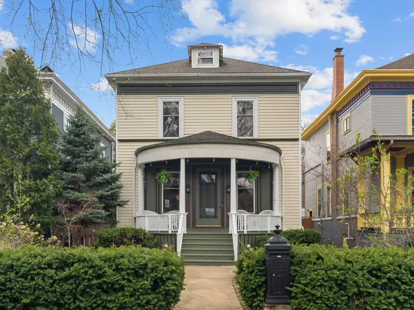 1942 Orrington Ave, Evanston, IL 60201