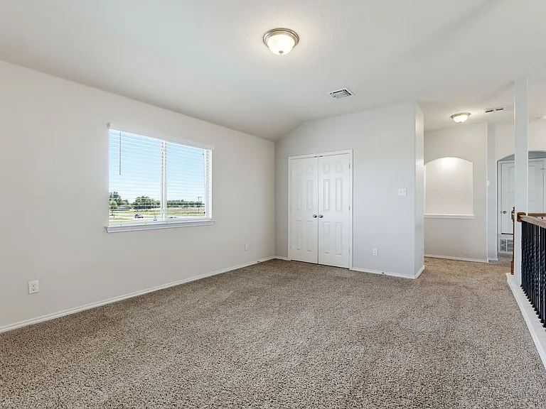 267 Bainbridge Rd — Photo 9