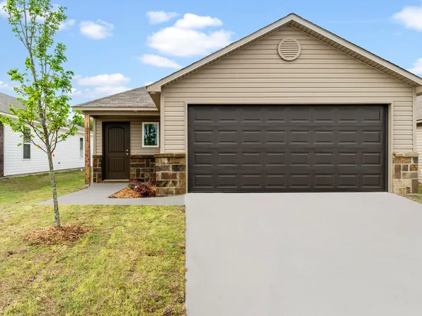 10212 Debbie Dr, North Little Rock, AR 72113