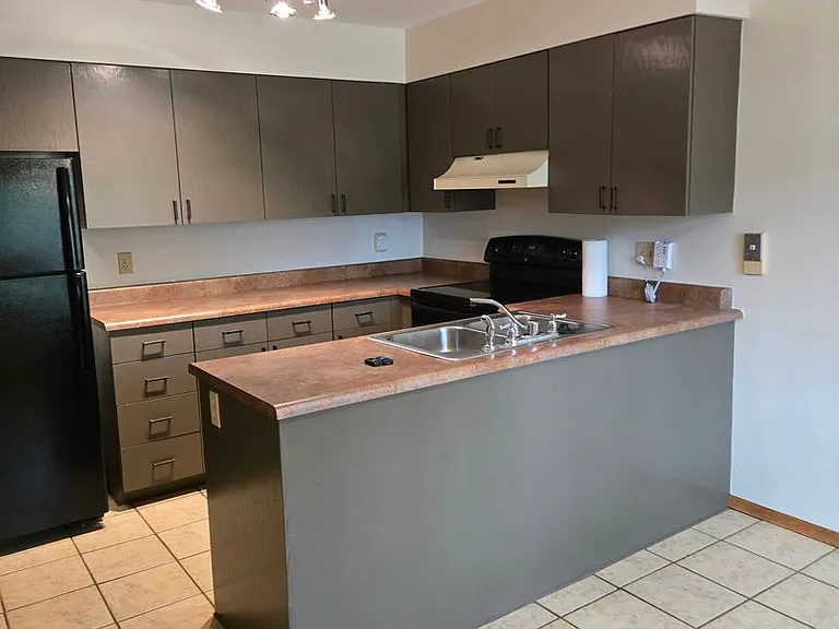 3725 Birchwood Dr #23 — Photo 2