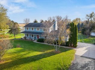 48W101 Pine Tree Dr, Maple Park, IL 60151