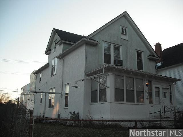 2nd image of 706 Sherburne Ave