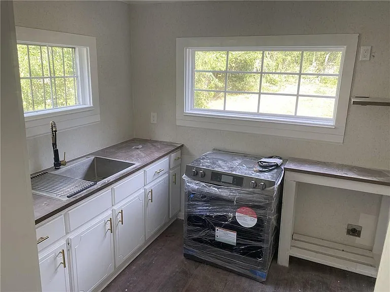 348 Hortman Ave — Photo 11