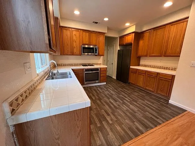 17416 Stone Cellar Way — Photo 7