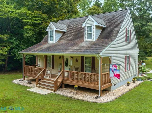 1636 Edgehill Rd, Church View, VA 23032