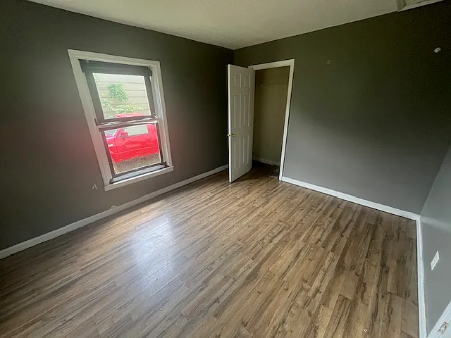 410 Coman St — Photo 7