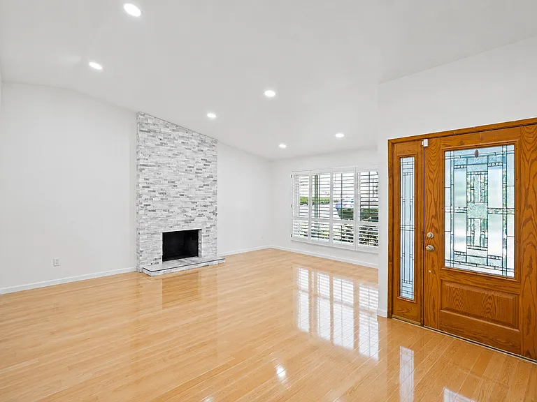 9699 Rudway Ct — Photo 19