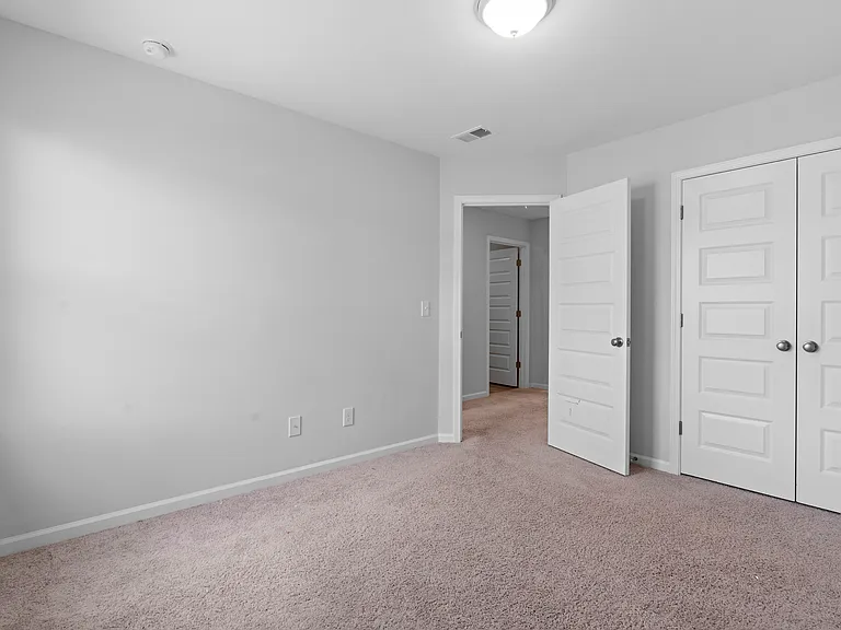 837 Peony Ln — Photo 37