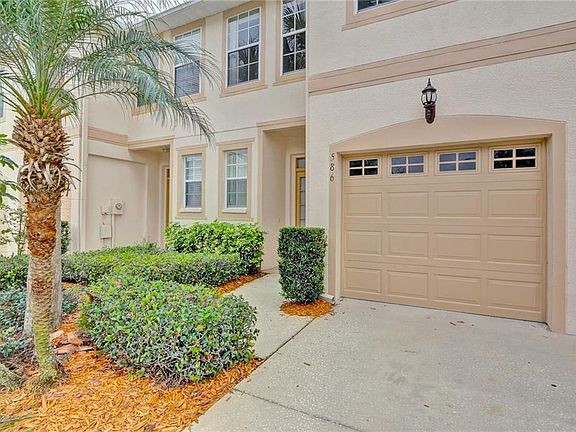 2nd image of 586 Vallance Way NE