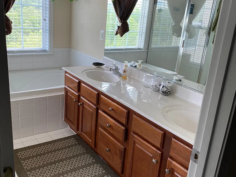 15698 William Bayliss Ct — Photo 29