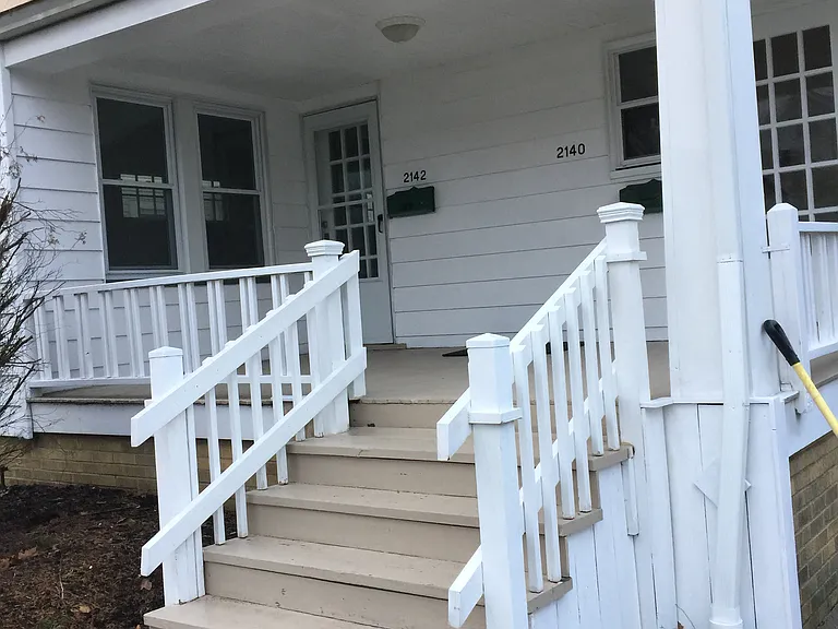 2142 Atkins Ave — Photo 1