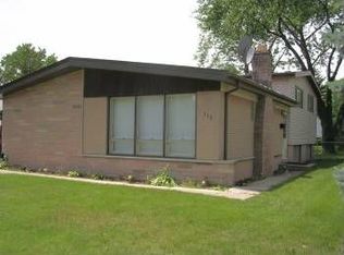 312 Flora Ave, Glenview, IL 60025