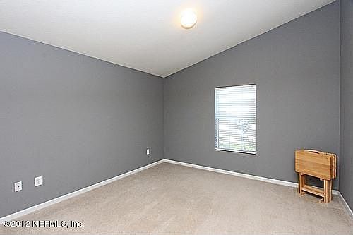 3rd image of 108 N Aberdeenshire Dr