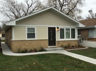 7605 Lockwood Ave, Burbank, IL