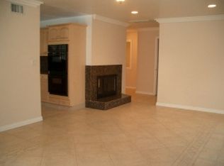 1044 E Cumberland Rd, Orange, CA 92865