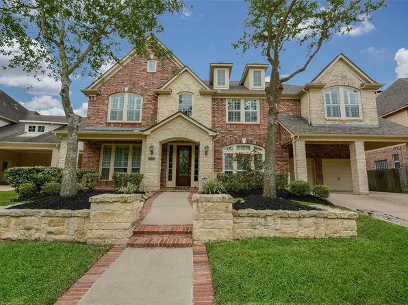 18522 Partners Voice Dr, Cypress, TX 77433