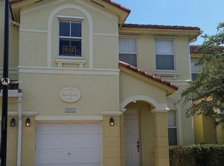8653 NW 112th Pl, Doral, FL 33178