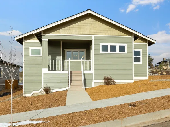 1052 SE Daisy Ct, Madras, OR 97741