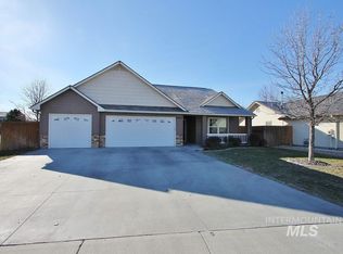 1043 W 4th St N, Middleton, ID 83644