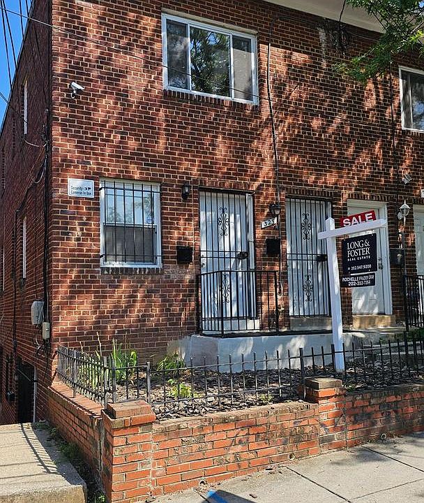 1st image of 323 54th St NE