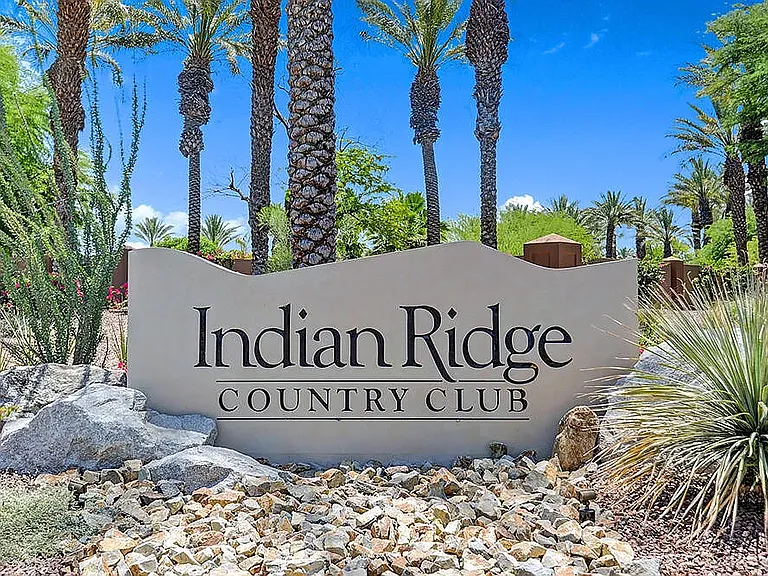 392 Desert Holly Dr — Photo 31