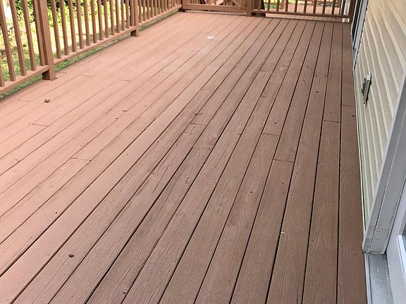 5th image of 202 Overlook Ct