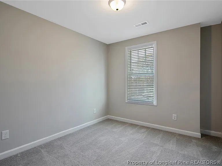 395 Hicks Ave — Photo 28