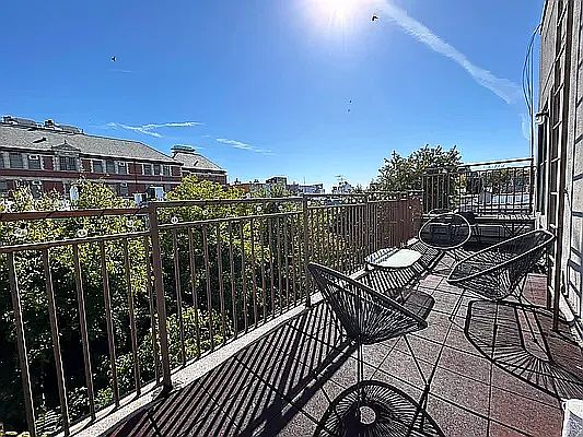 1st image of 204 Starr St APT 4F